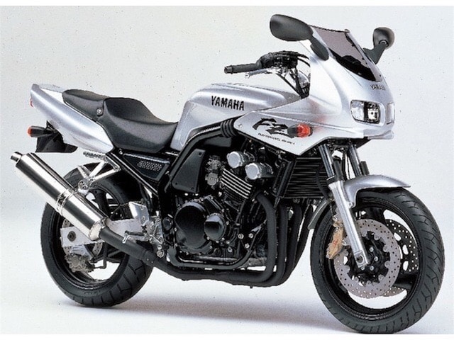 FZ400